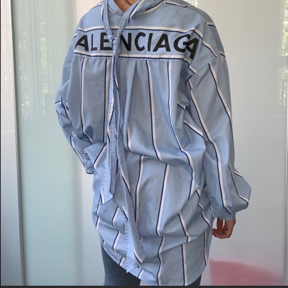 📌BALENCIAGA Oversized Striped Cotton Shirt - Picture 8 of 8